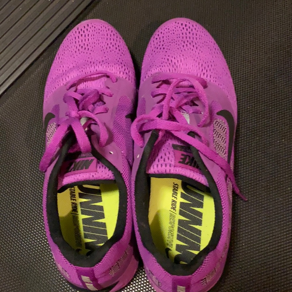 Purple women’s Nike, size 9.5, used but excellent condition
